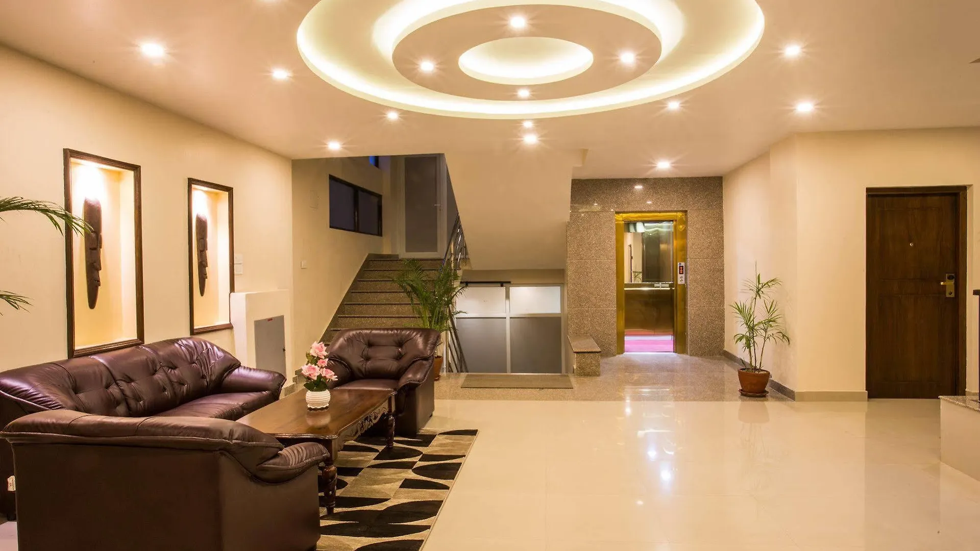 Ξενοδοχείο Yatri Suites And Spa Κατμαντού